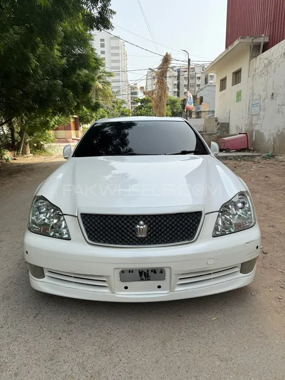 Toyota Crown 2004 for Sale in Karachi Image-1
