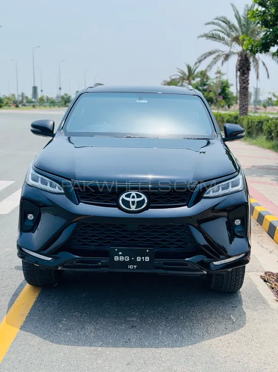 Toyota Fortuner 2022 for Sale in Multan Image-1