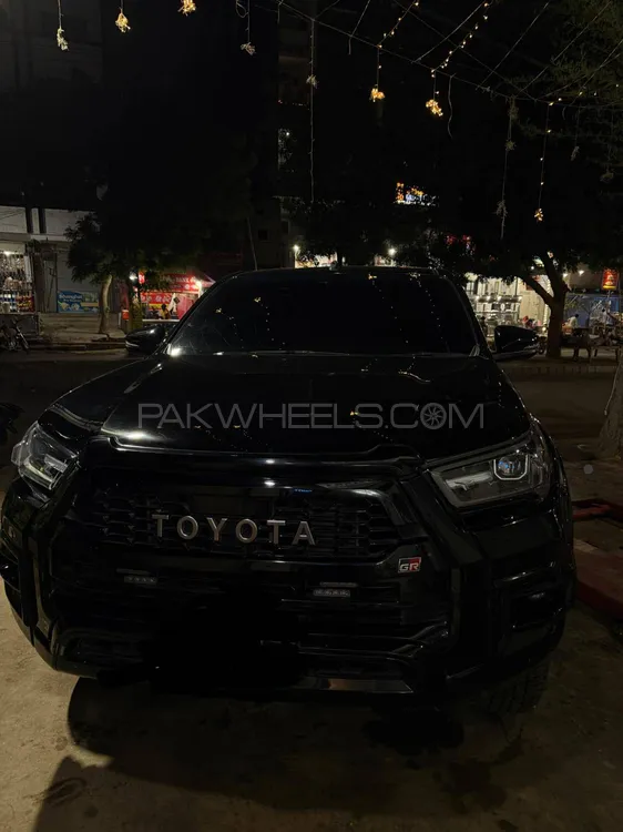 Toyota Hilux 2024 for Sale in Karachi Image-1