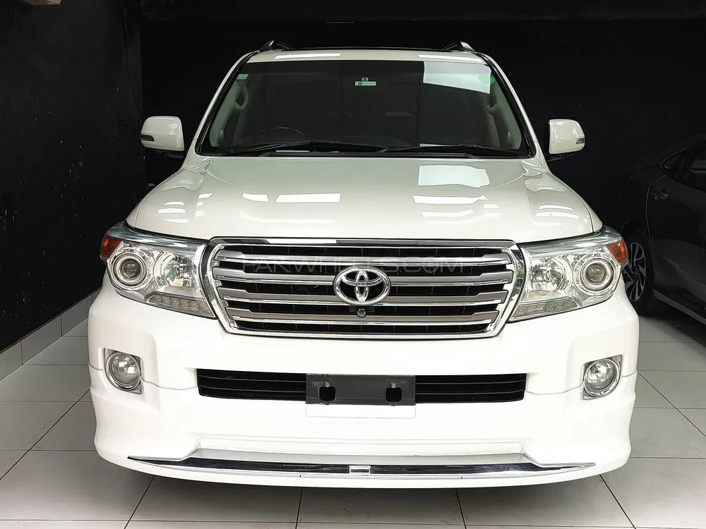 Toyota Land Cruiser 2013 for Sale in Karachi Image-1
