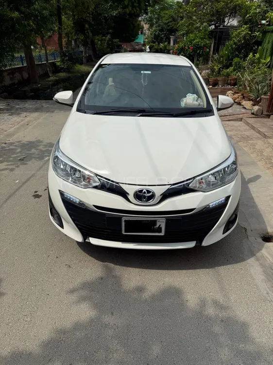 Toyota Yaris Sedan 2021 for Sale in Lahore Image-1