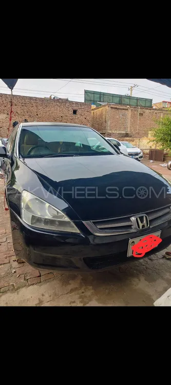 Honda Accord 2005 for Sale in Faisalabad Image-1