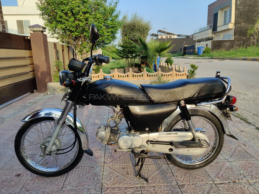 Honda CD 70 2017 for Sale Image-1
