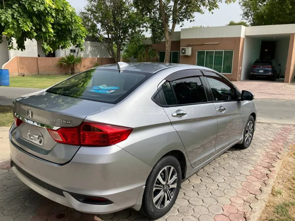 Honda City 2021 for Sale in Lahore Image-1