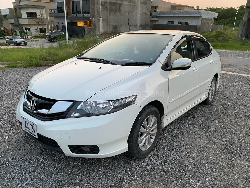 Honda City 2017 for Sale in Islamabad Image-1