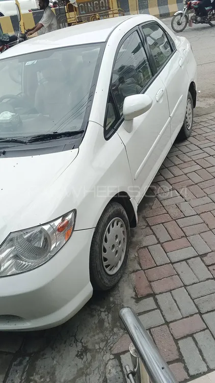 Honda City 2005 for Sale in Faisalabad Image-1