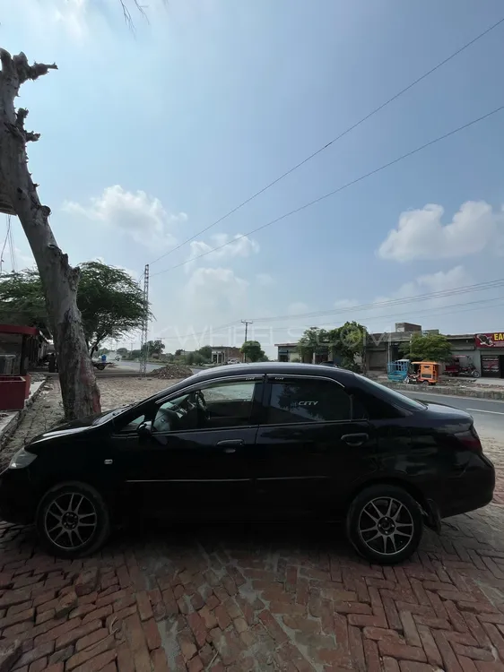 Honda City 2006 for Sale in Faisalabad Image-1