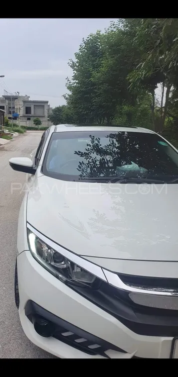 Honda Civic 2016 for Sale in Peshawar Image-1
