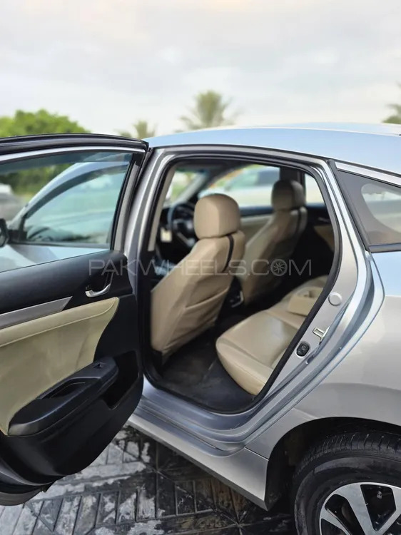 Honda Civic 2018 for Sale in Islamabad Honda Civic 2018 for Sale in Islamabad Image-8