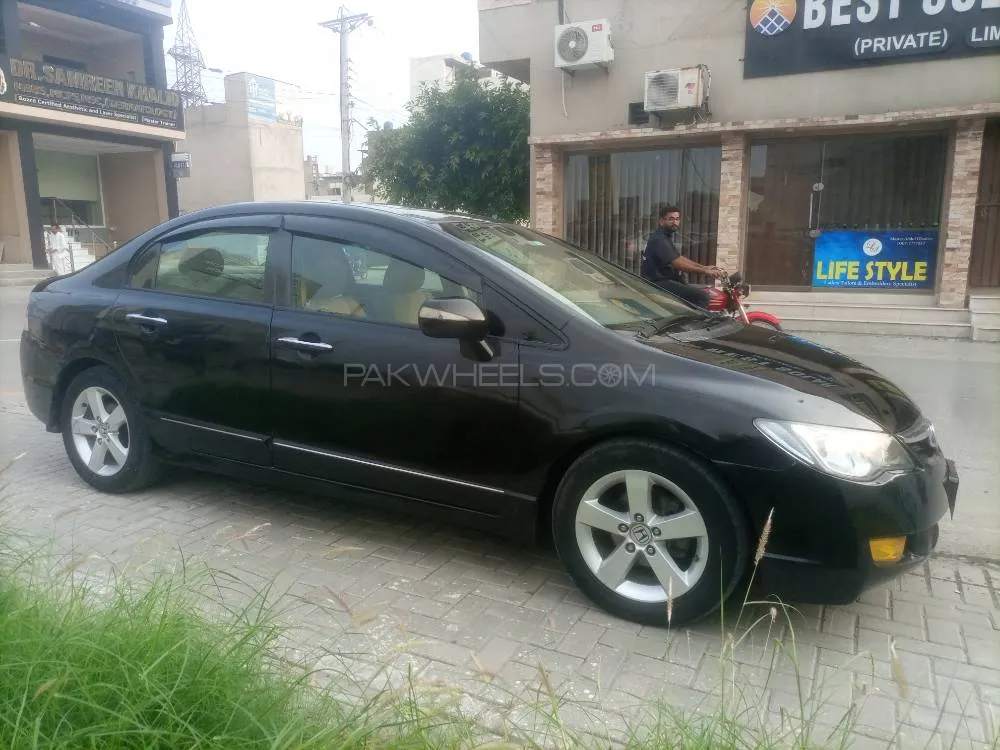 Honda Civic 2006 for Sale in Faisalabad Image-1