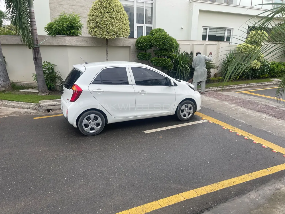 KIA Picanto 2024 for Sale in Lahore Image-1
