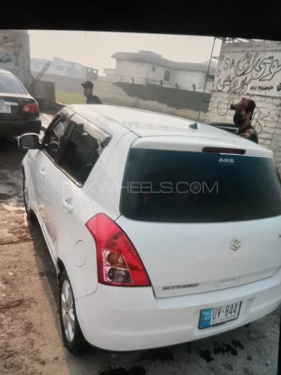 Suzuki Swift 2012 for Sale in Rawalpindi Image-1