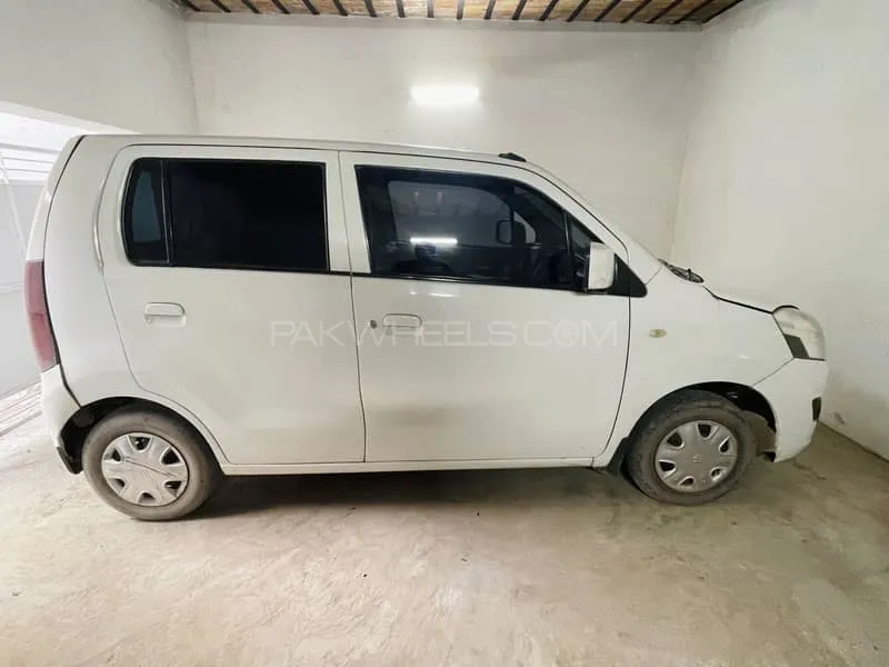 Suzuki Wagon R 2017 for Sale in Faisalabad Image-1