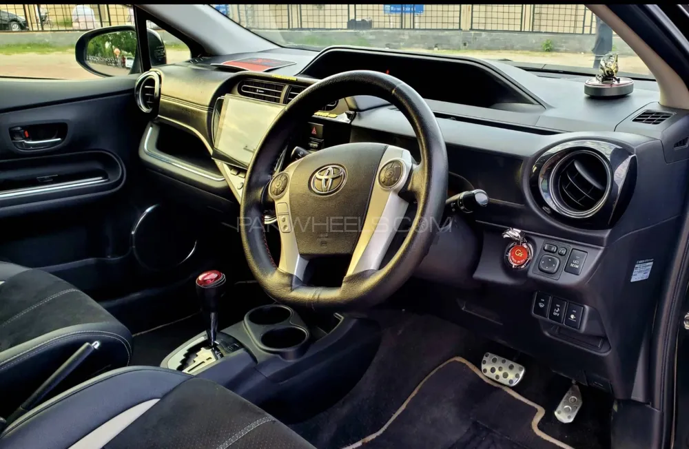 Toyota Aqua 2015 for Sale in Islamabad Image-1