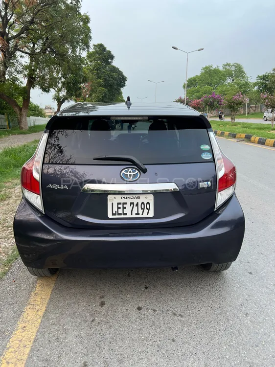 Toyota Aqua 2015 for Sale in Islamabad Image-1