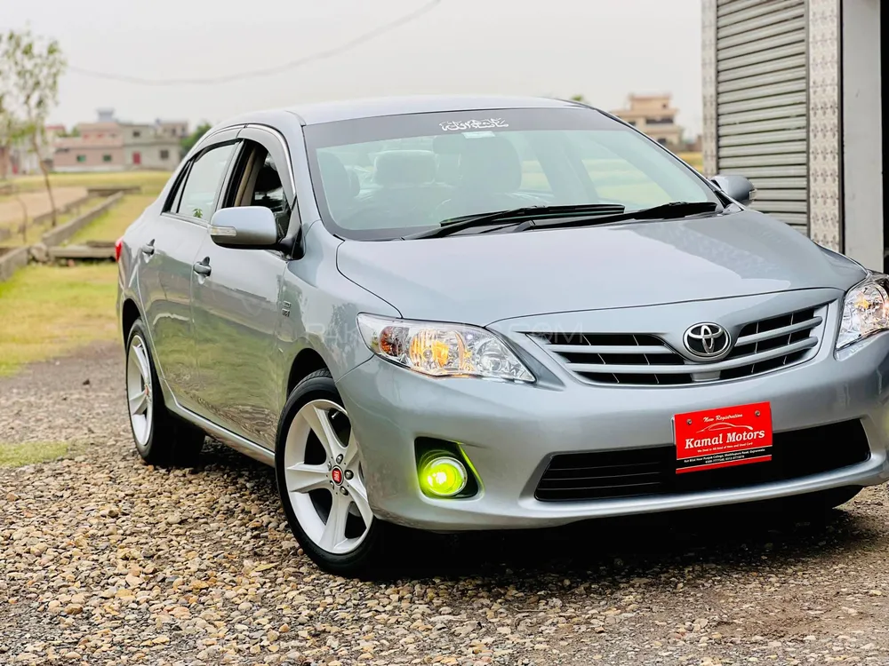Toyota Corolla 2011 for Sale in Gujrat Image-1
