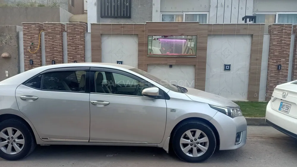 Toyota Corolla 2017 for Sale in Abbottabad Image-1