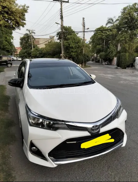 Toyota Corolla 2017 for Sale in Lahore Image-1