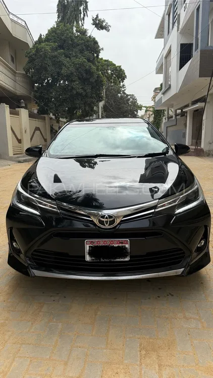 Toyota Corolla 2021 for Sale in Karachi Image-1