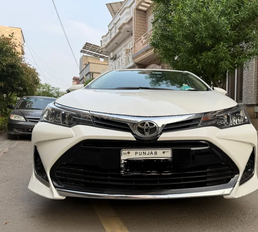 Toyota Corolla 2021 for Sale in Faisalabad Image-1