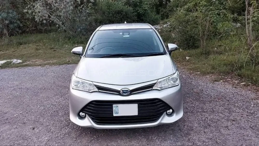 Toyota Corolla Fielder 2017 for Sale in Islamabad Image-1
