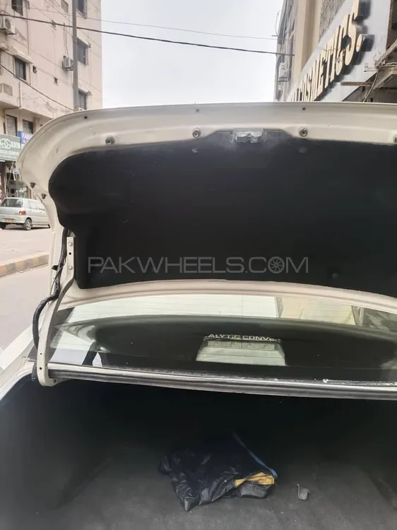 Toyota Corolla 2016 for Sale in Karachi Image-1