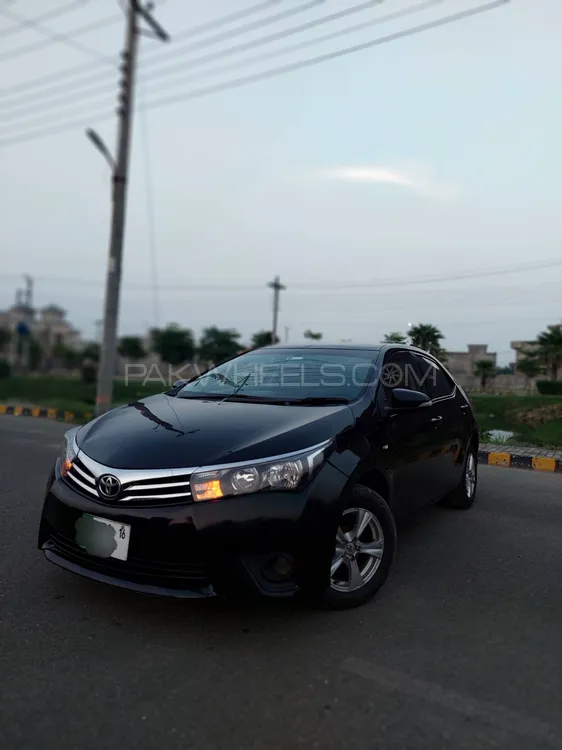 Toyota Corolla 2016 for Sale in Lahore Image-1