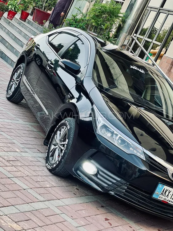 Toyota Corolla 2018 for Sale in Islamabad Image-1