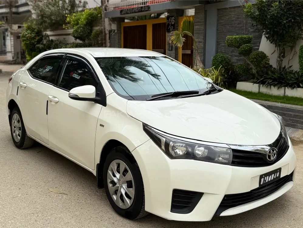 Toyota Corolla 2014 for Sale in Karachi Image-1