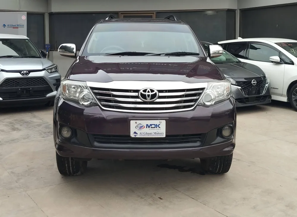 Toyota Fortuner 2013 for Sale in Karachi Image-1