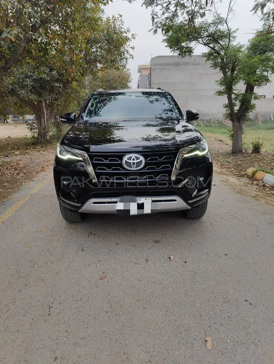 Toyota Fortuner 2021 for Sale in Sargodha Image-1
