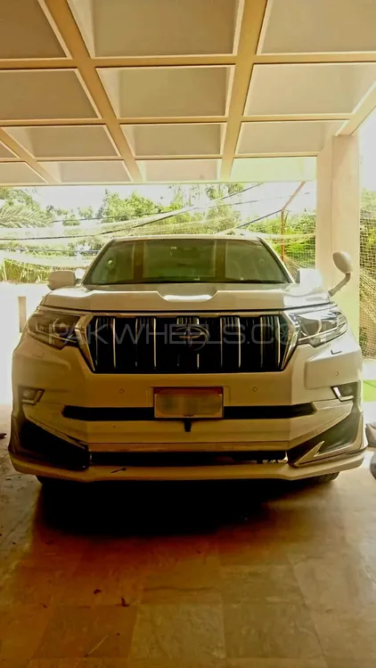 Toyota Prado 2017 for Sale in Karachi Image-1