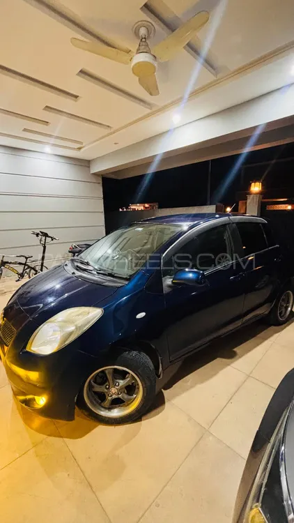 Toyota Vitz 2006 for Sale in Islamabad Image-1