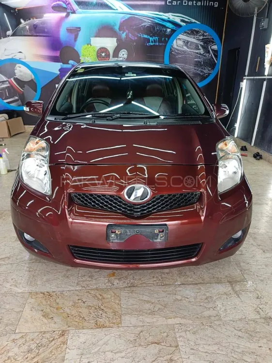 Toyota Vitz 2010 for Sale in Gujranwala Image-1