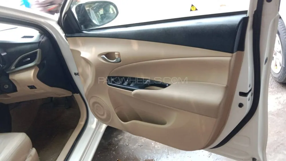 Toyota Yaris Cross 2022 for Sale in Lahore Image-1