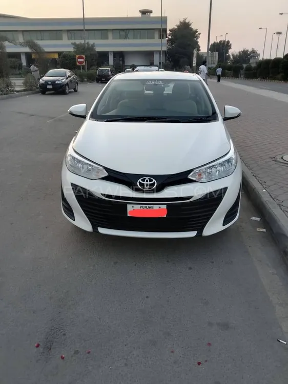 Toyota Yaris Sedan 2020 for Sale in Multan Image-1