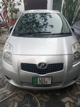 Toyota Vitz B Intelligent Package 1.0 2007