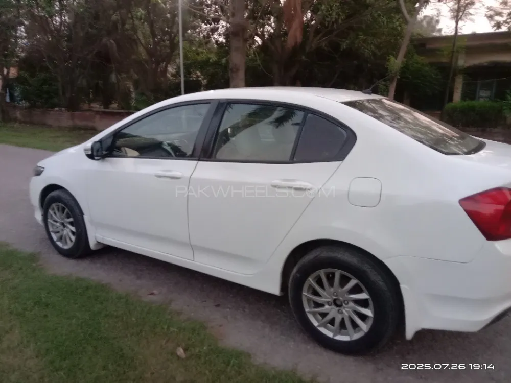 Honda City 2016 for Sale in Lahore Image-1