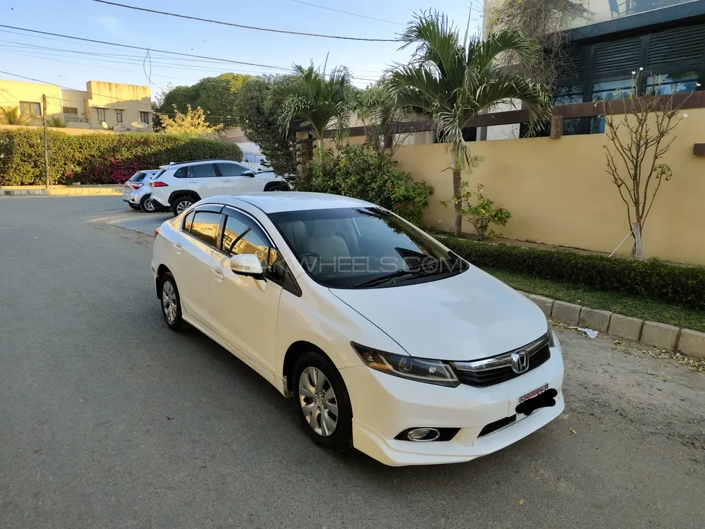 Honda Civic 2015 for Sale in Karachi Image-1