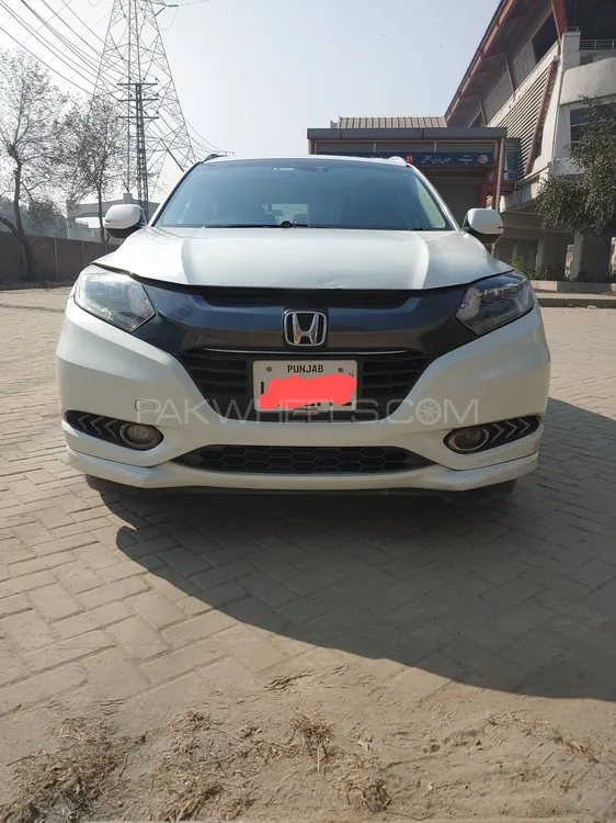 Honda Vezel 2016 for Sale in Lahore Image-1