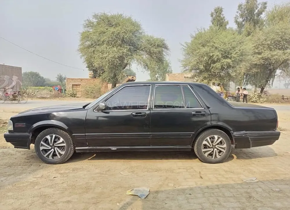 Nissan Cedric 1993 for Sale in Islamabad Image-1