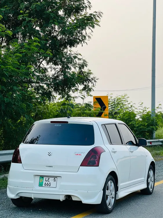Suzuki Swift 2016 for Sale in Sialkot Image-1