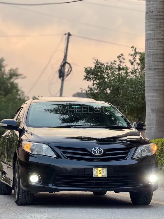 Toyota Corolla 2013 for Sale in Peshawar Image-1