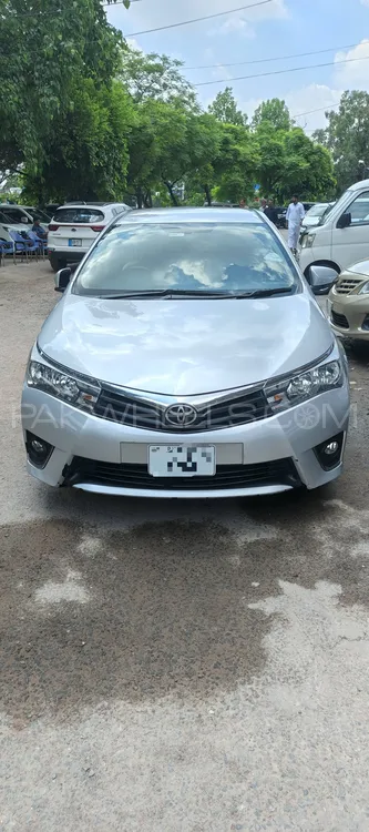 Toyota Corolla 2017 for Sale in Faisalabad Image-1