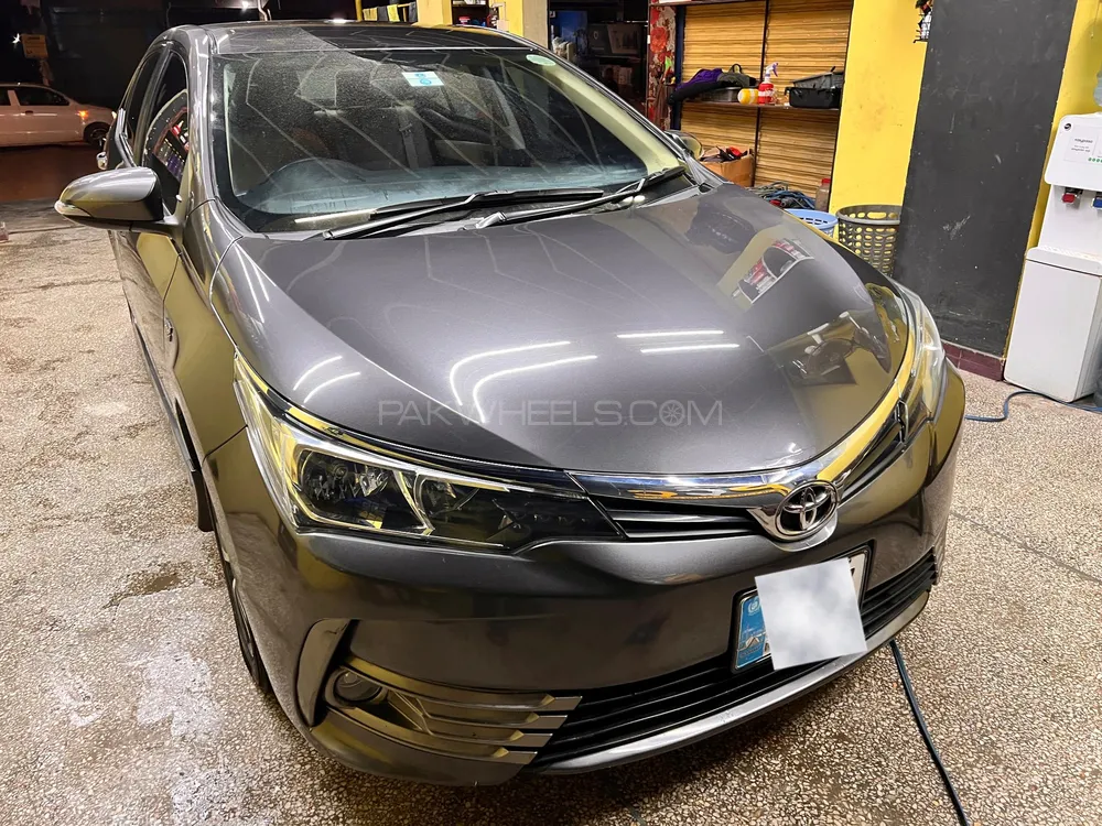 Toyota Corolla 2018 for Sale in Islamabad Image-1