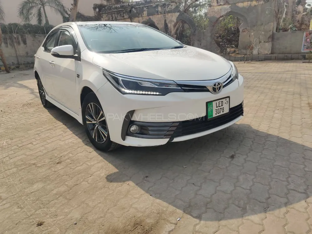 Toyota Corolla 2018 for Sale in Lahore Image-1