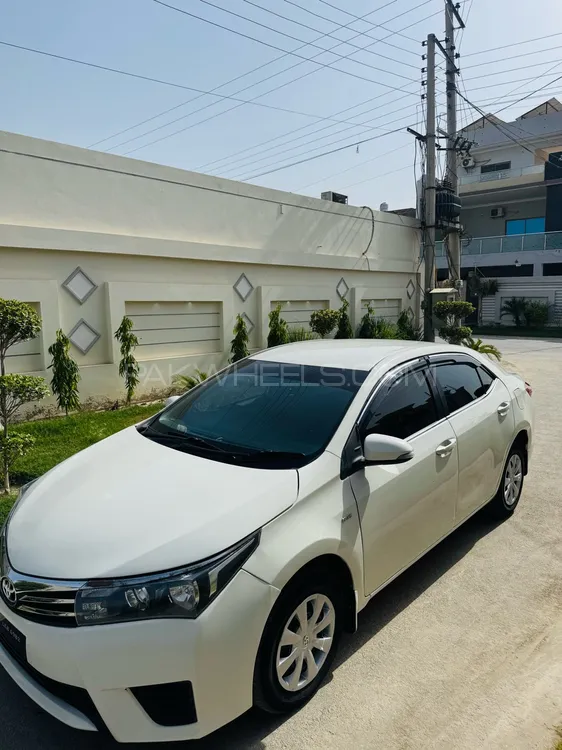 Toyota Corolla 2014 for Sale in Lahore Image-1