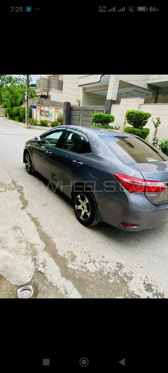 Toyota Corolla 2015 for Sale in Peshawar Image-1