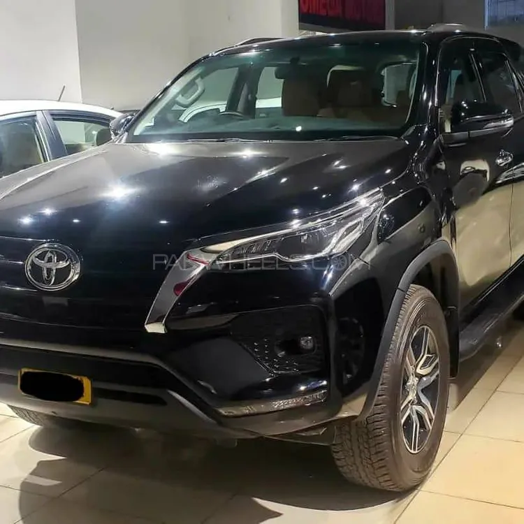 Toyota Fortuner 2022 for Sale in Karachi Image-1