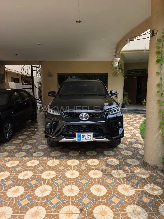 Toyota Fortuner 2023 for Sale in Lahore Image-1